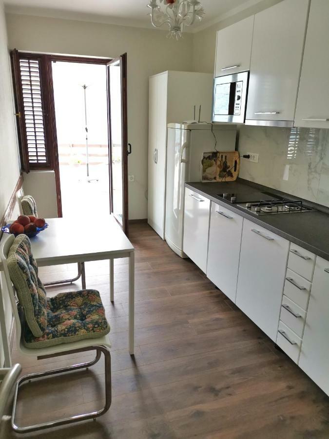 Bay Terrace Apartment Donji Stoliv Eksteriør billede